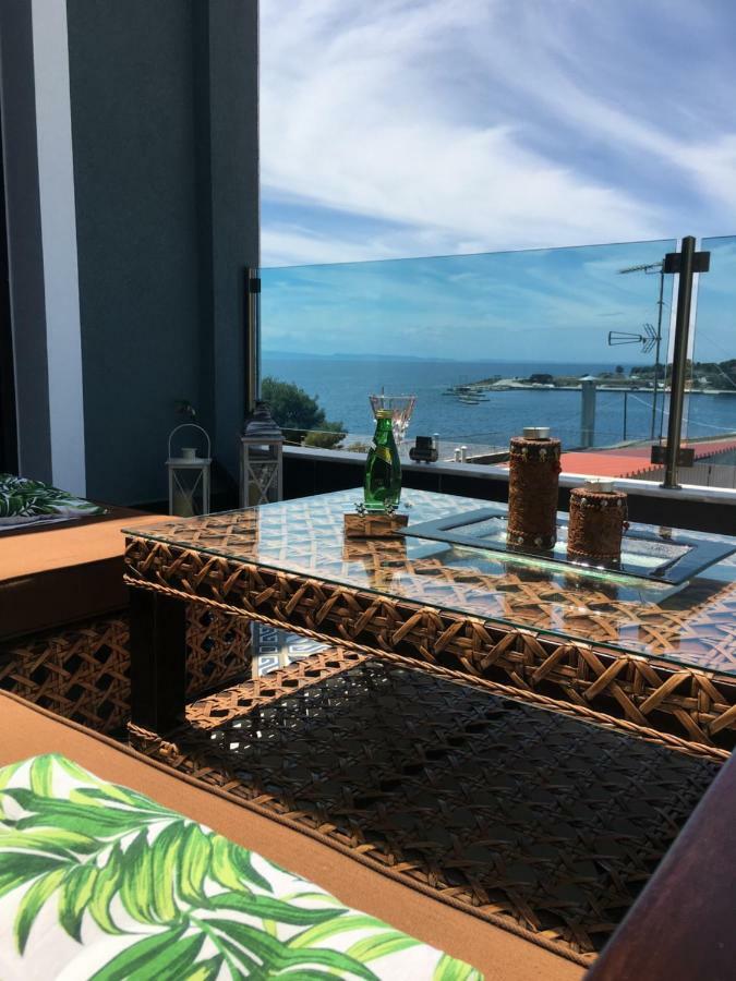 Pela Veranda Exquisite Suites 新马尔马拉斯 外观 照片