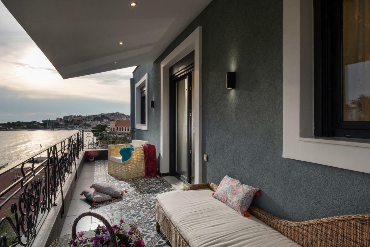 Pela Veranda Exquisite Suites 新马尔马拉斯 外观 照片