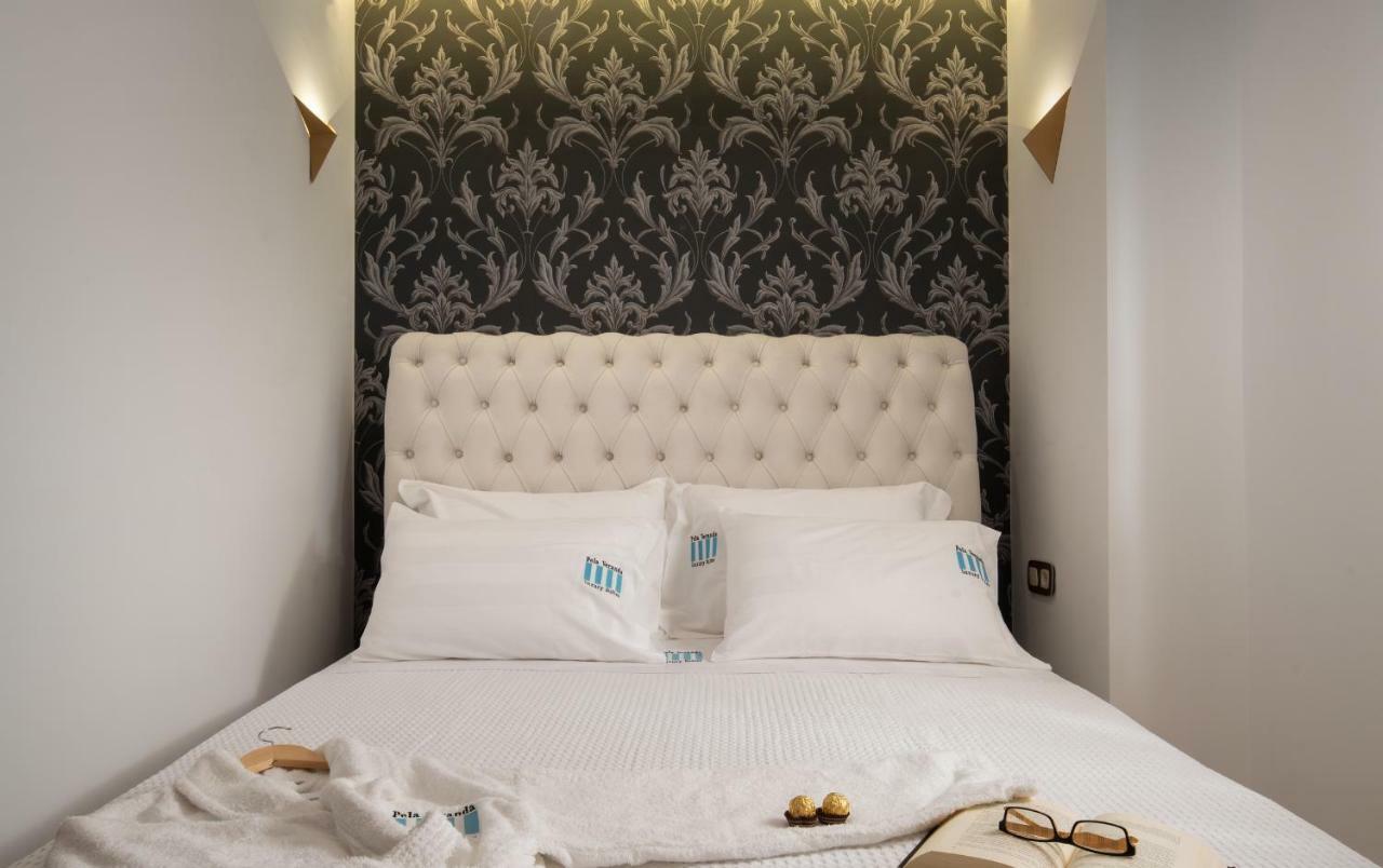 Pela Veranda Exquisite Suites 新马尔马拉斯 外观 照片