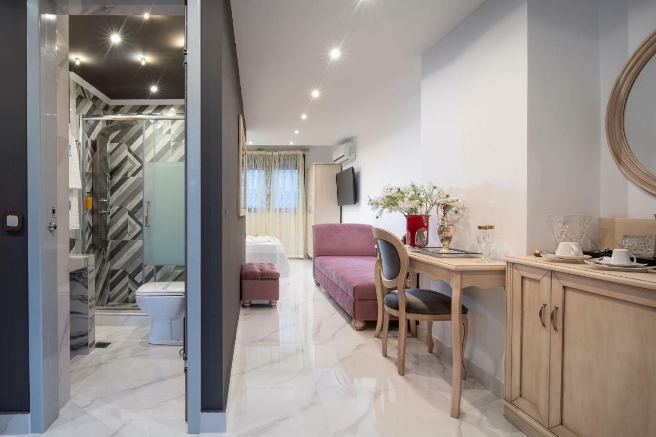 Pela Veranda Exquisite Suites 新马尔马拉斯 外观 照片